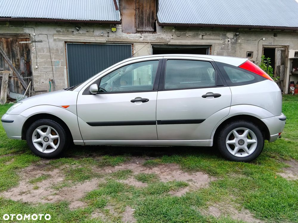 Ford Focus - 1