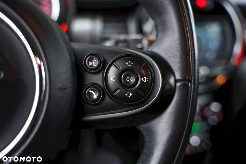 MINI ONE Standard - 18