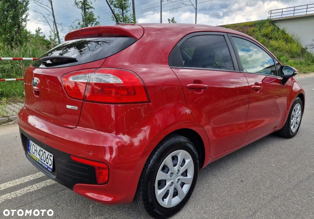 Kia Rio 1.4 Dream Team Edition - 9