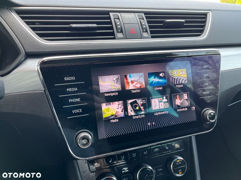 Skoda Superb 2.0 TDI DSG Style - 20