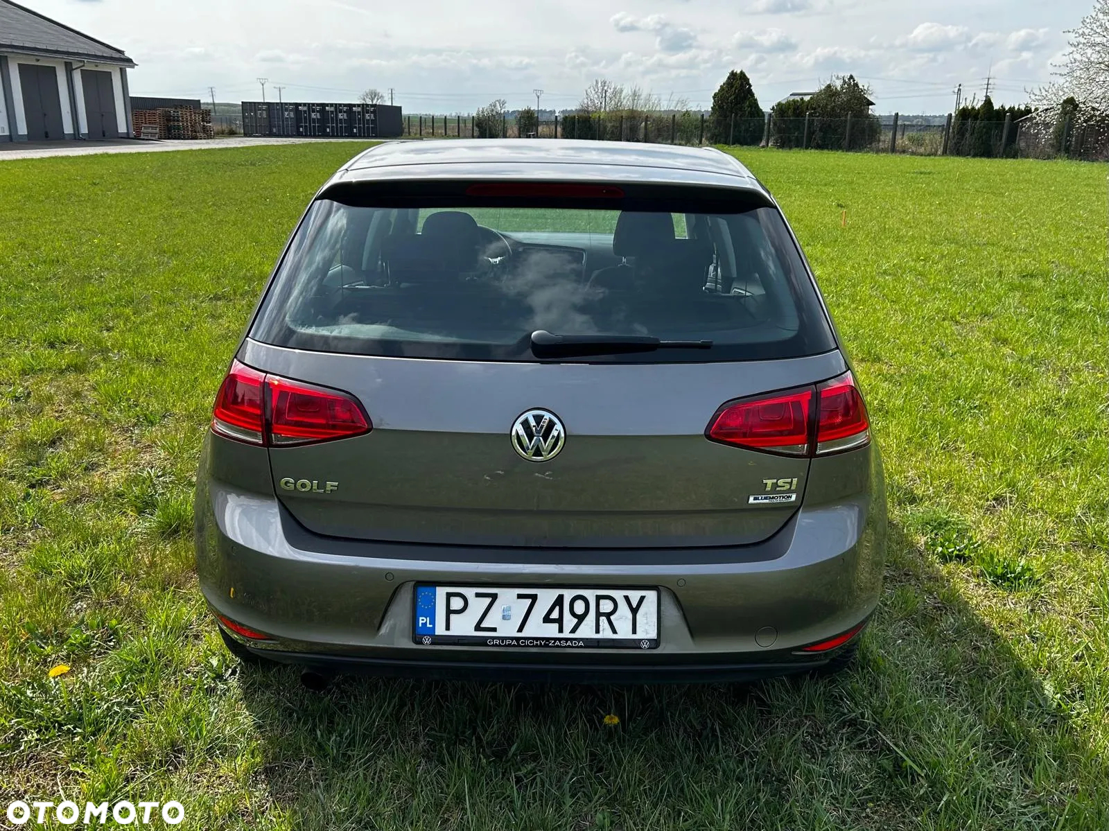 Volkswagen Golf VII 1.2 TSI BMT Comfortline - 4