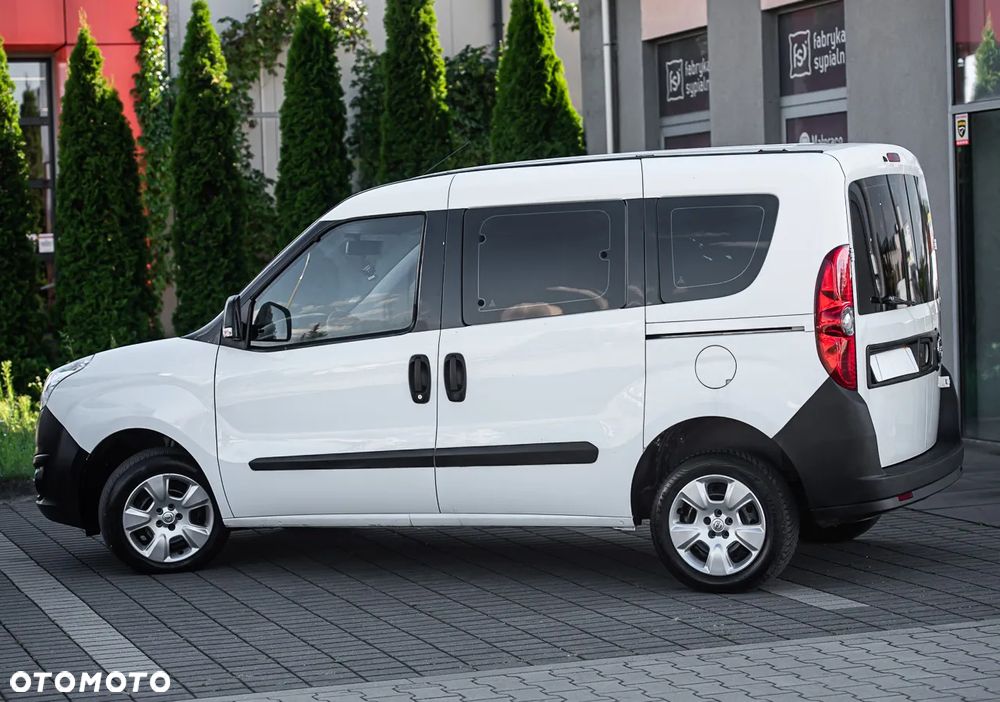 Opel Combo - 10