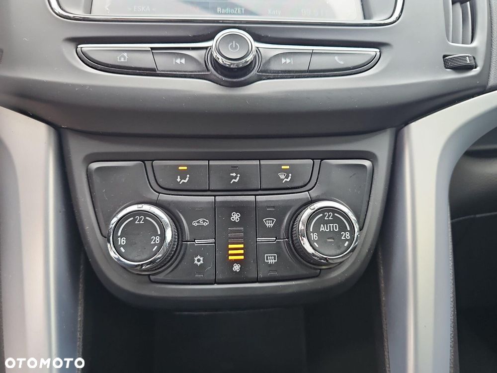 Opel Zafira - 12
