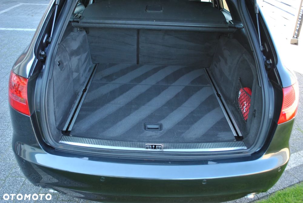 Audi A6 Avant 3.0 TDI DPF quattro tiptronic - 14