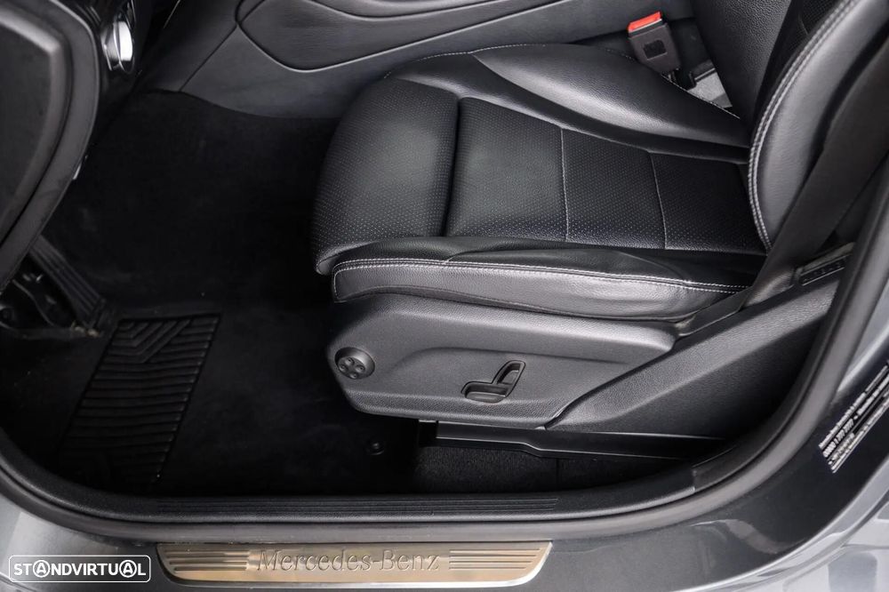 Mercedes-Benz GLC 300 - 26