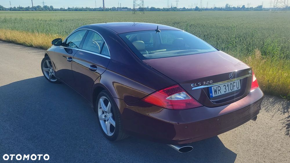 Mercedes-Benz CLS - 4