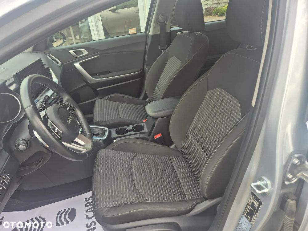 Kia Ceed 1.5 T-GDI MHEV L DCT - 11