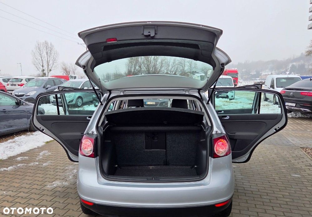 Volkswagen Golf Plus - 28