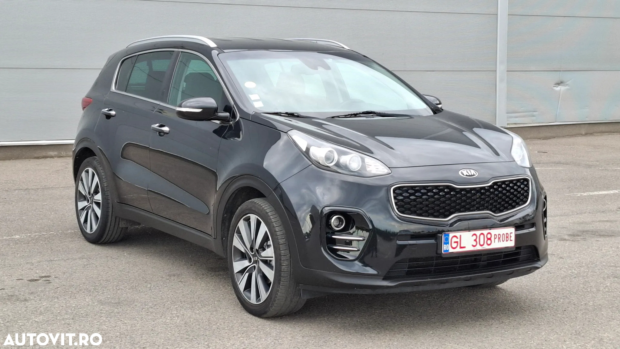 Kia Sportage 1.7 CRDI 2WD Dream-Team Edition - 13