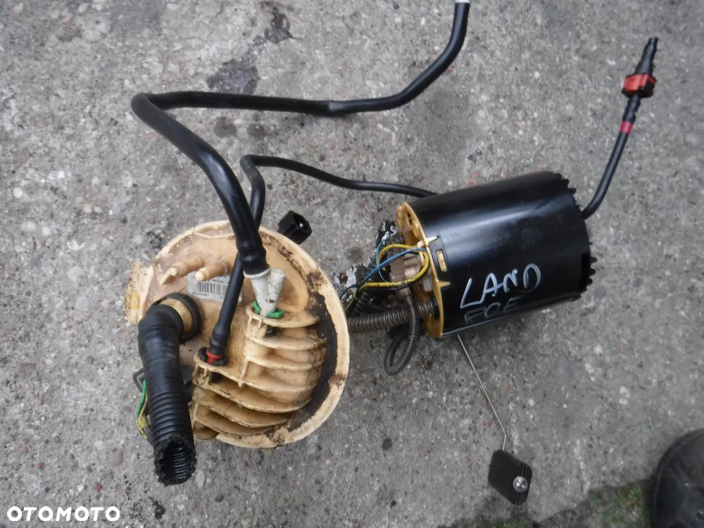 Land Rover Freelander II 2 2.2 TD4  pompa paliwa plywak - 2