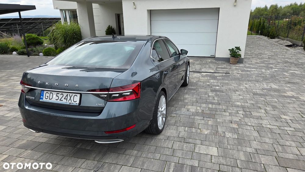 Skoda Superb 2.0 TDI SCR 4x4 L&K DSG - 4