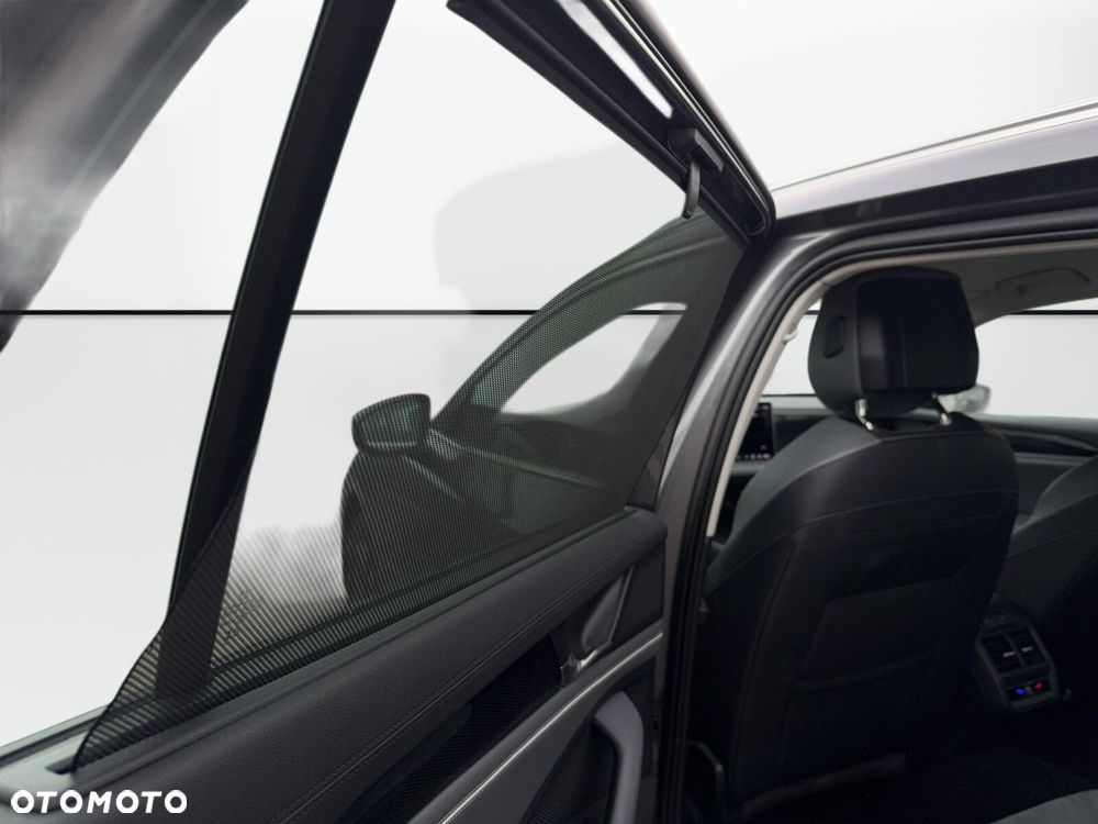 Volkswagen Passat - 28