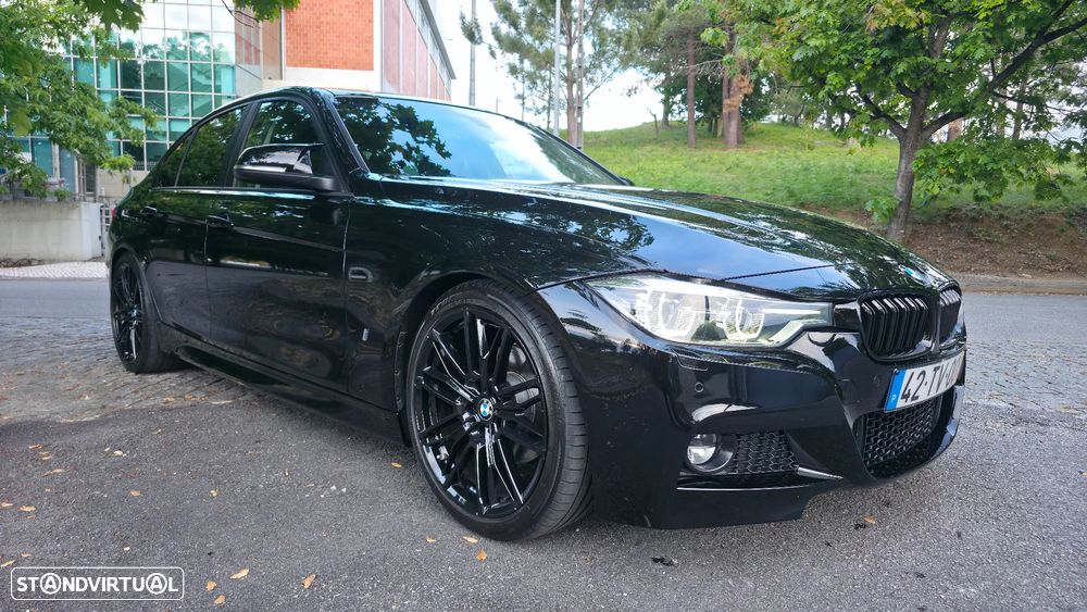 BMW 330 e iPerformance Pack M - 1