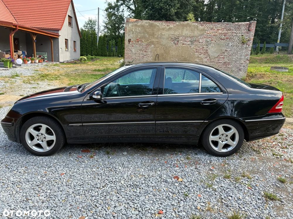 Mercedes-Benz Klasa C 180 Kompressor Avantgarde - 4