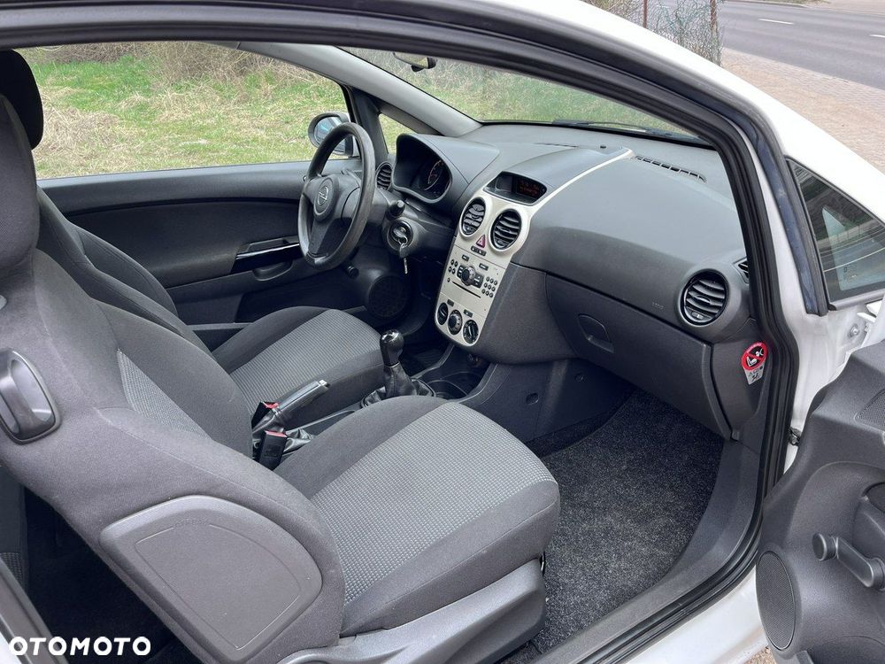 Opel Corsa - 14