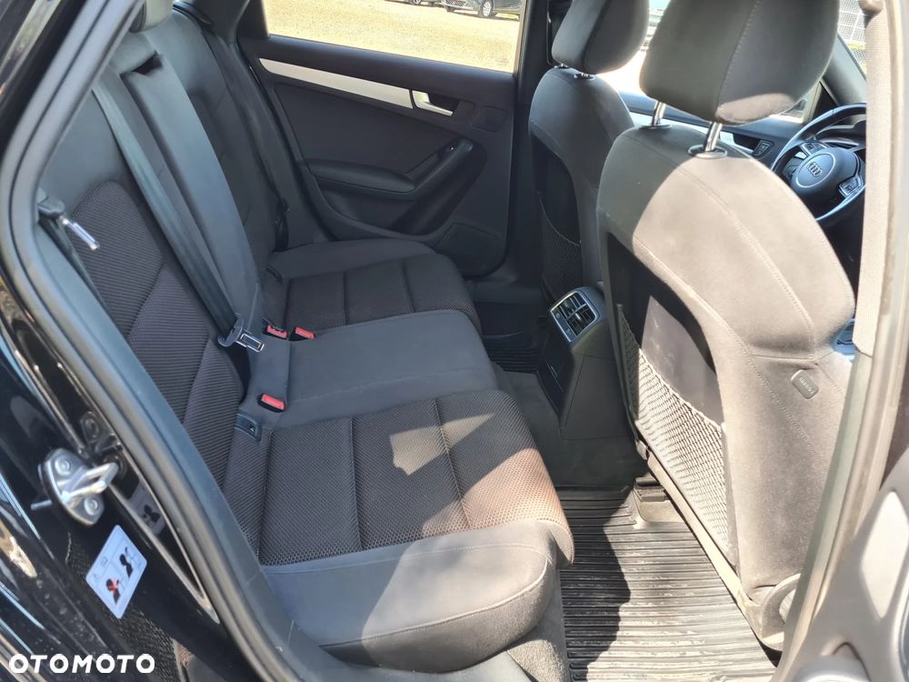 Audi A4 Allroad - 36