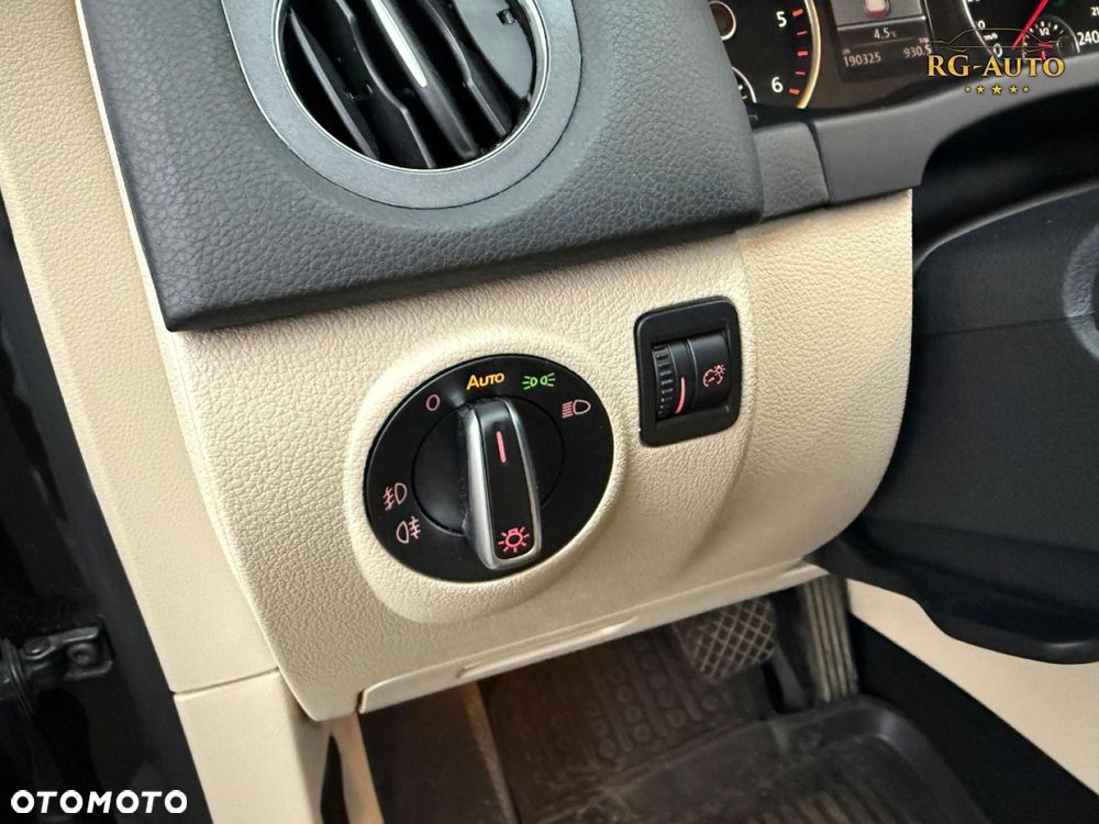 Volkswagen Tiguan - 35