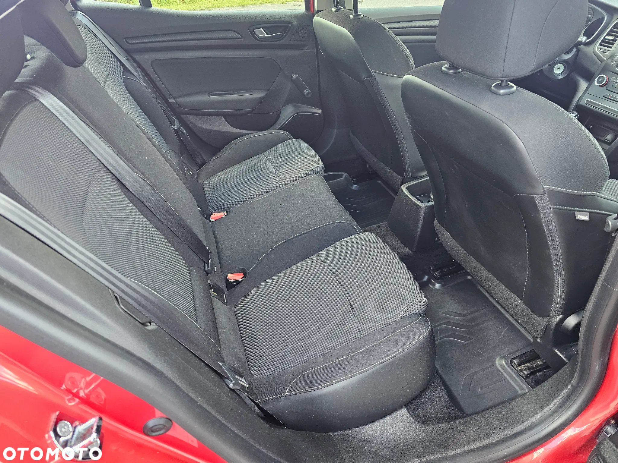 Renault Megane 1.6 SCe Life - 8