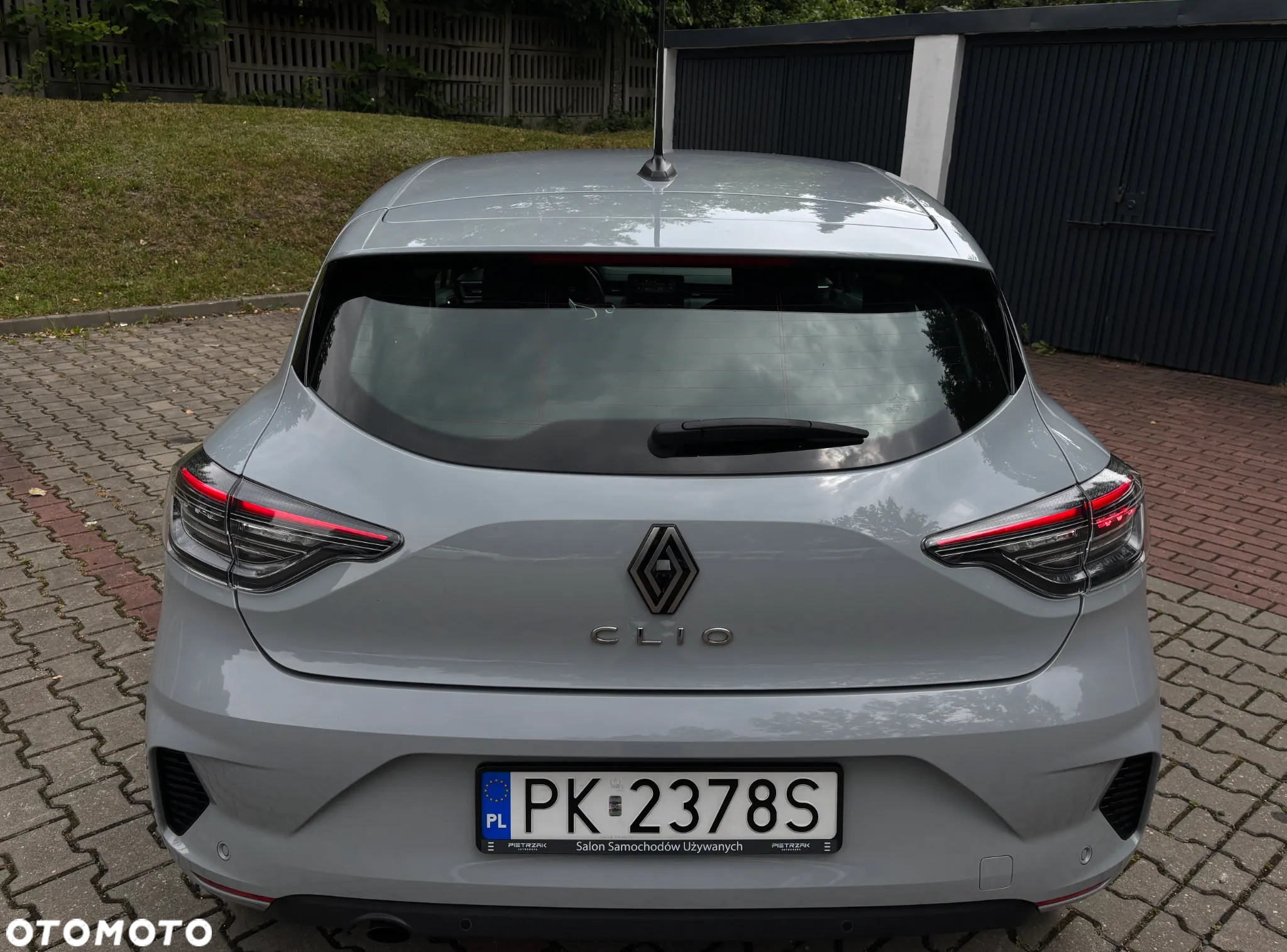 Renault Clio 1.0 TCe Evolution - 8