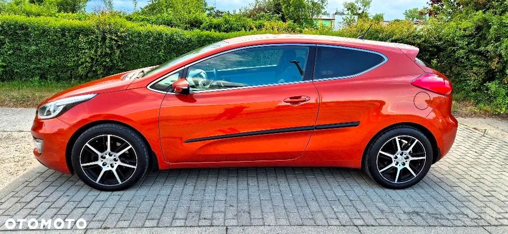 Kia Ceed Cee'd 1.6 GDI L - 1