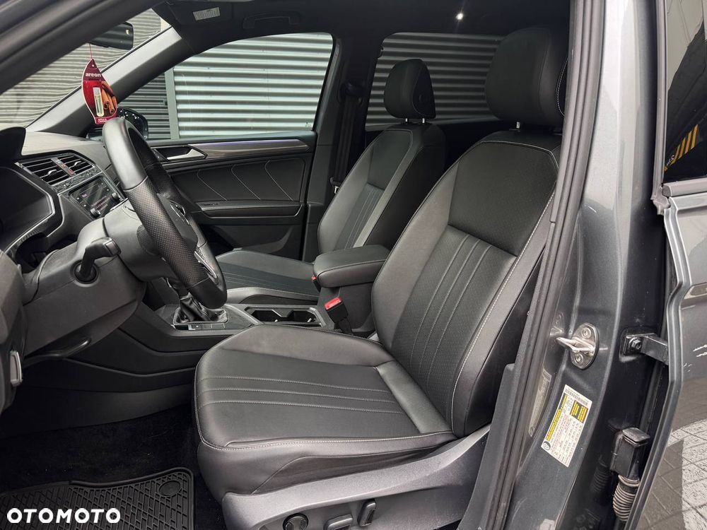 Volkswagen Tiguan - 10