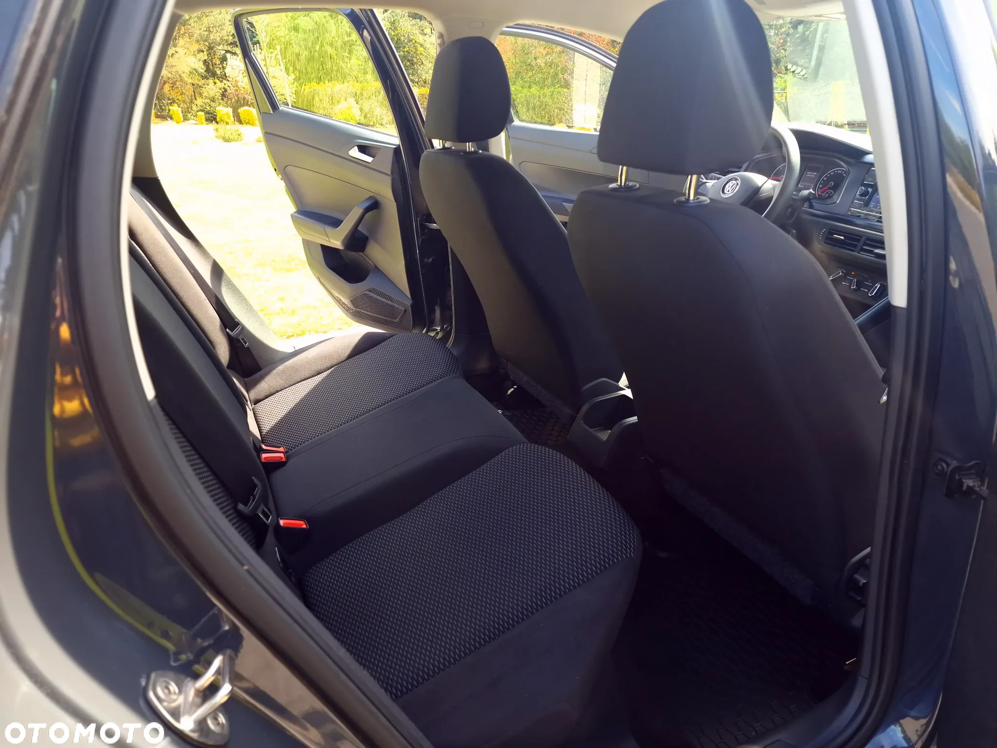 Volkswagen Polo 1.6 TDI SCR Trendline - 28