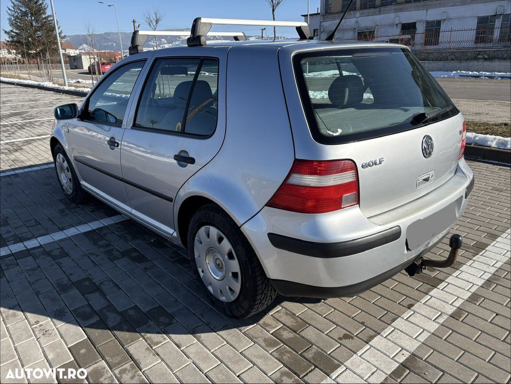 Volkswagen Golf CL - 4