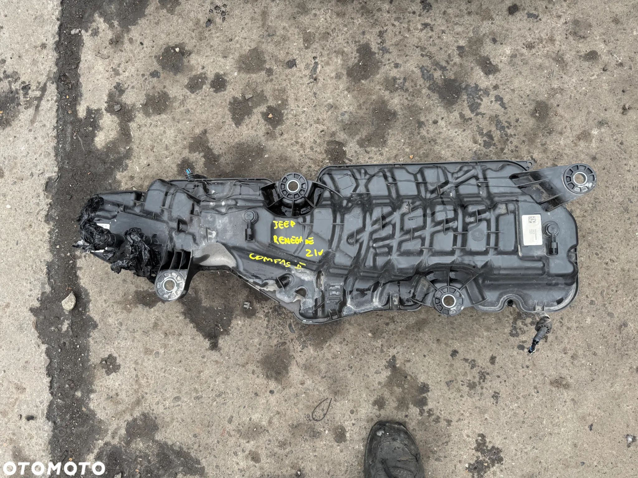 Zbiornik AdBlue Jeep Renegade Compass II 52168706 52077622 - 1