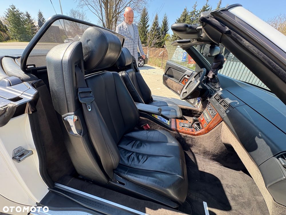 Mercedes-Benz SL - 24