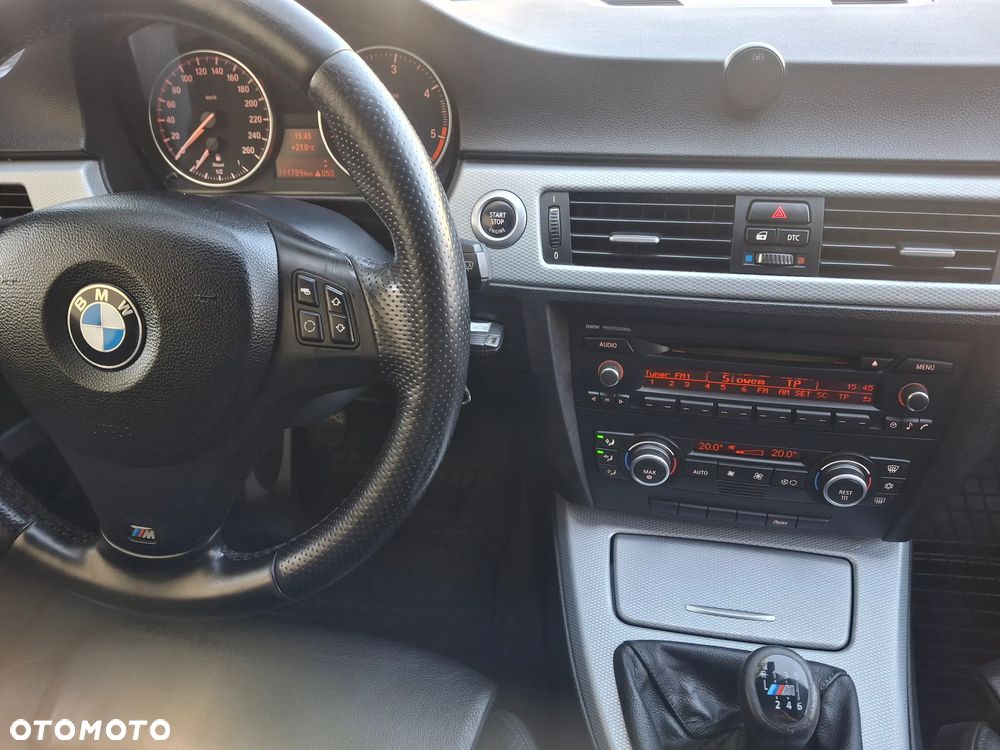 BMW Seria 3 318d DPF Edition Sport - 19