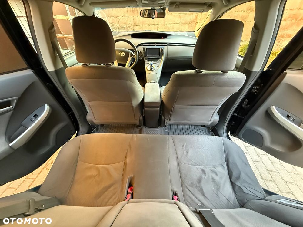 Toyota Prius - 21