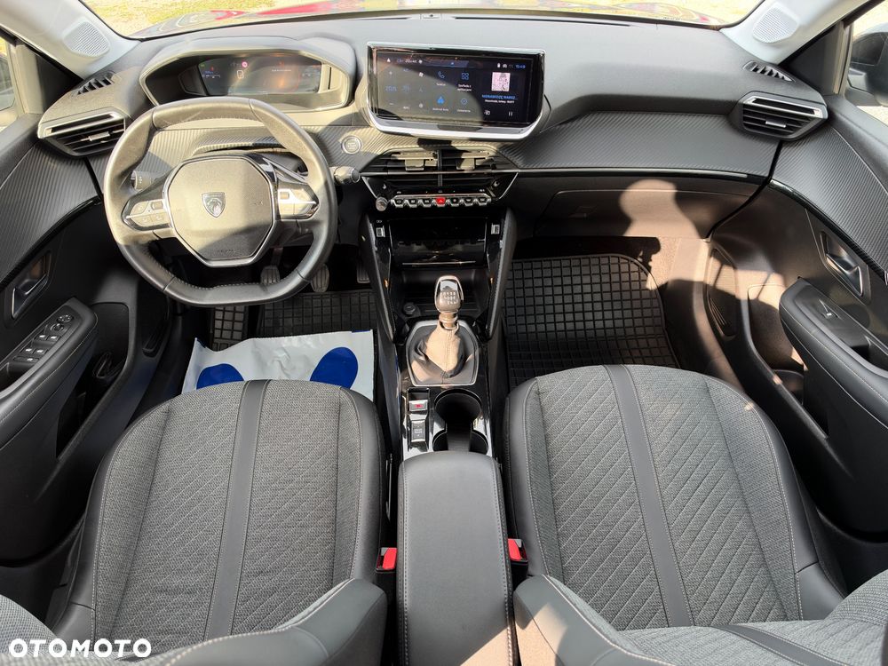 Peugeot 208 1.2 T Business S&S - 25