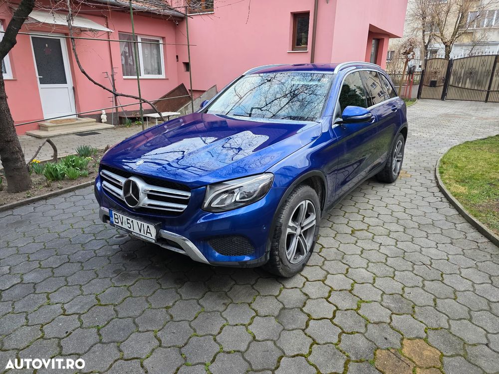 Mercedes-Benz GLC - 1