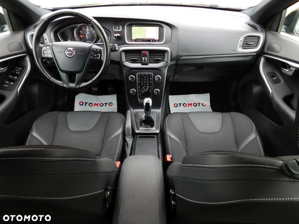 Volvo V40 T2 Kinetic - 6