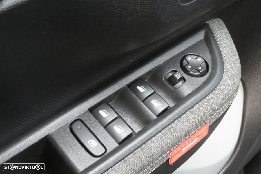 Citroën C3 Aircross 1.2 PureTech Plus - 18