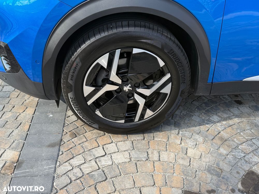 Peugeot 2008 GT+ - 10