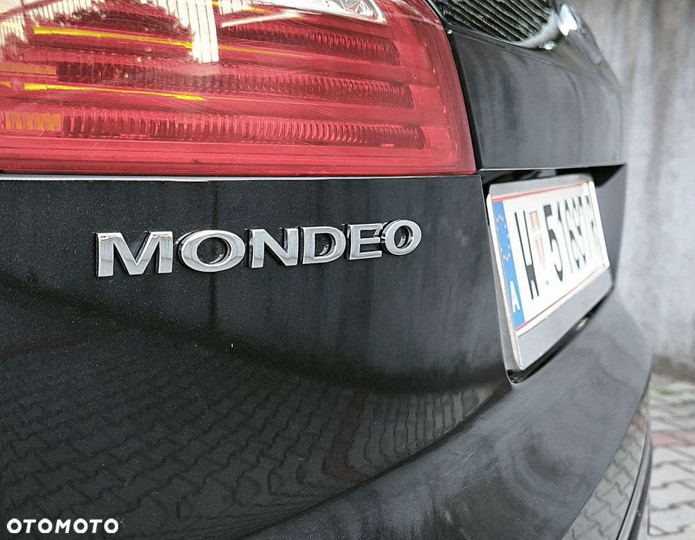 Ford Mondeo 2.0 TDCi Titanium - 32
