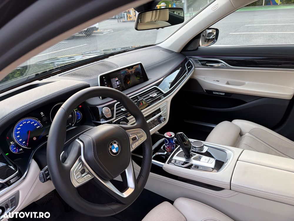 BMW Seria 7 730d xDrive - 13