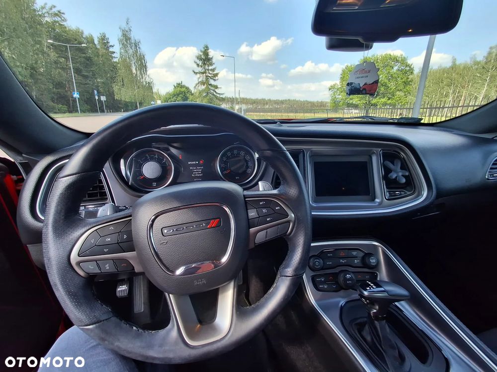 Dodge Challenger 5.7 R/T - 24