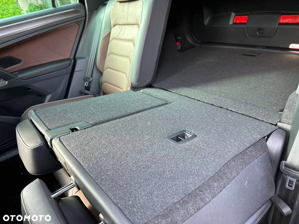 Volkswagen Tiguan - 24