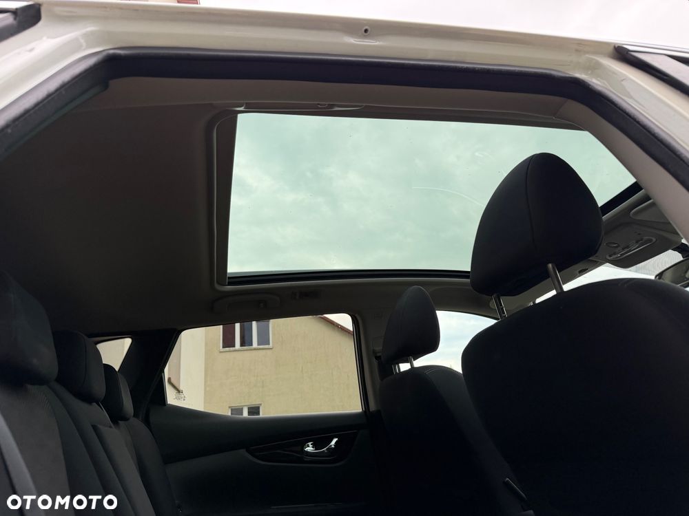 Nissan Qashqai 1.5 dCi DPF acenta - 12