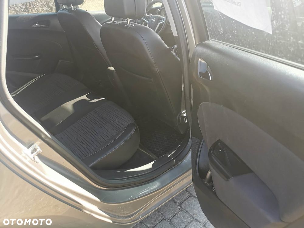 Opel Astra 1.4 T Cosmo - 3