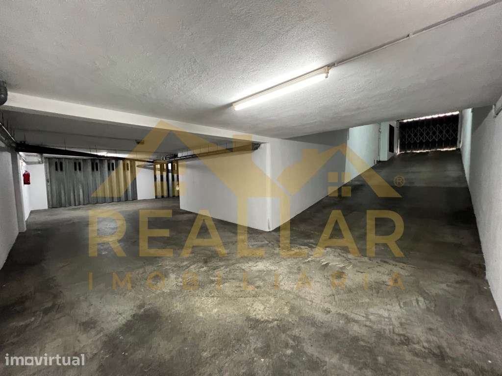 1 Garagem na Póvoa de Varzim - Grande imagem: 3/10