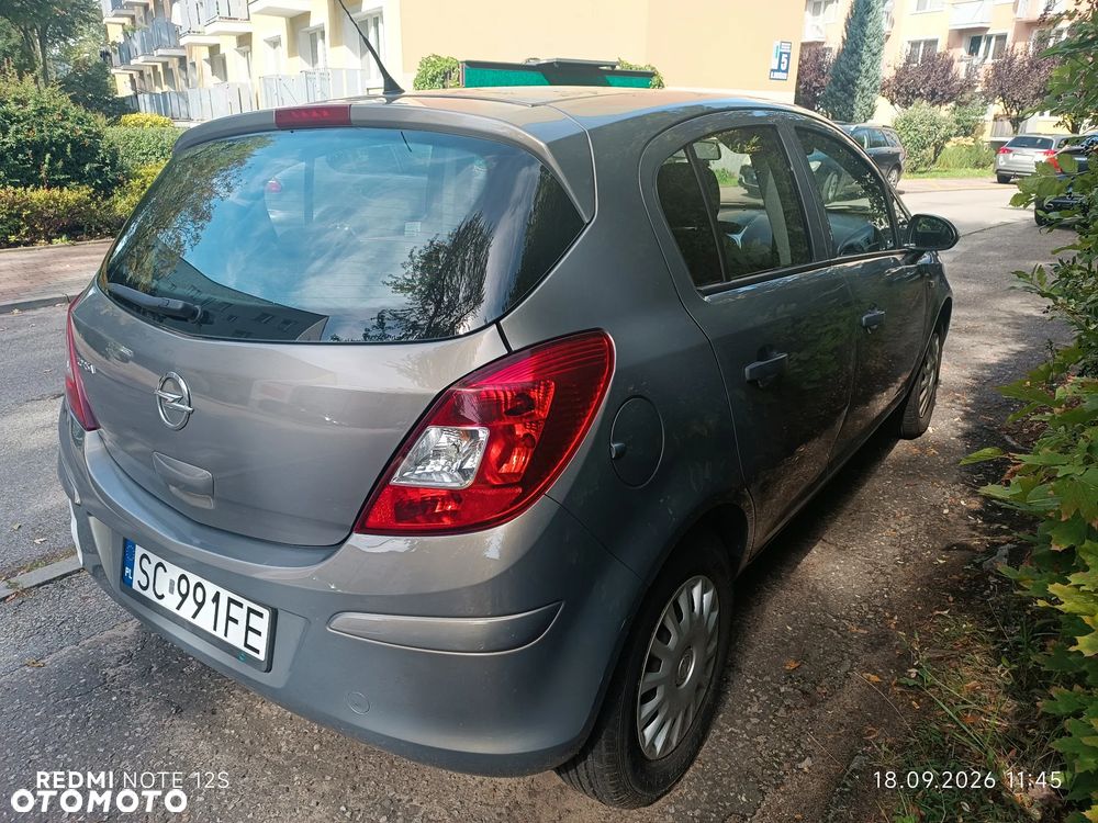 Opel Corsa 1.2 16V Edition / Active - 9