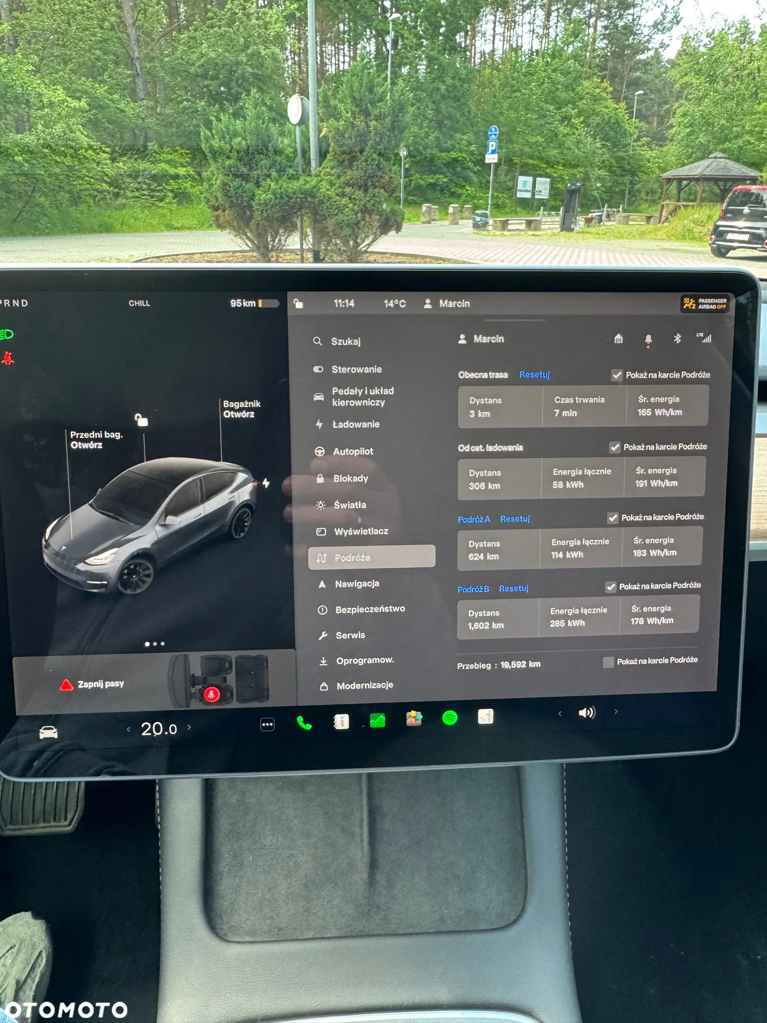 Tesla Y Model Long Range Dual Motor AWD - 19