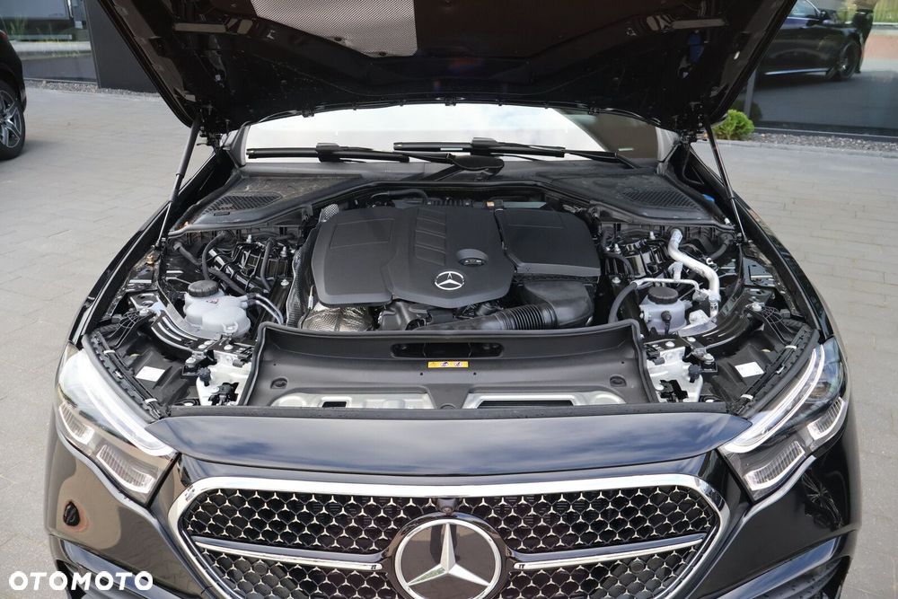 Mercedes-Benz Klasa E - 28