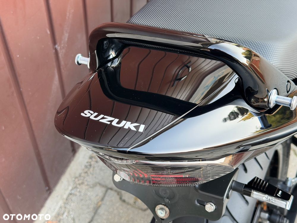 Suzuki Bandit - 23