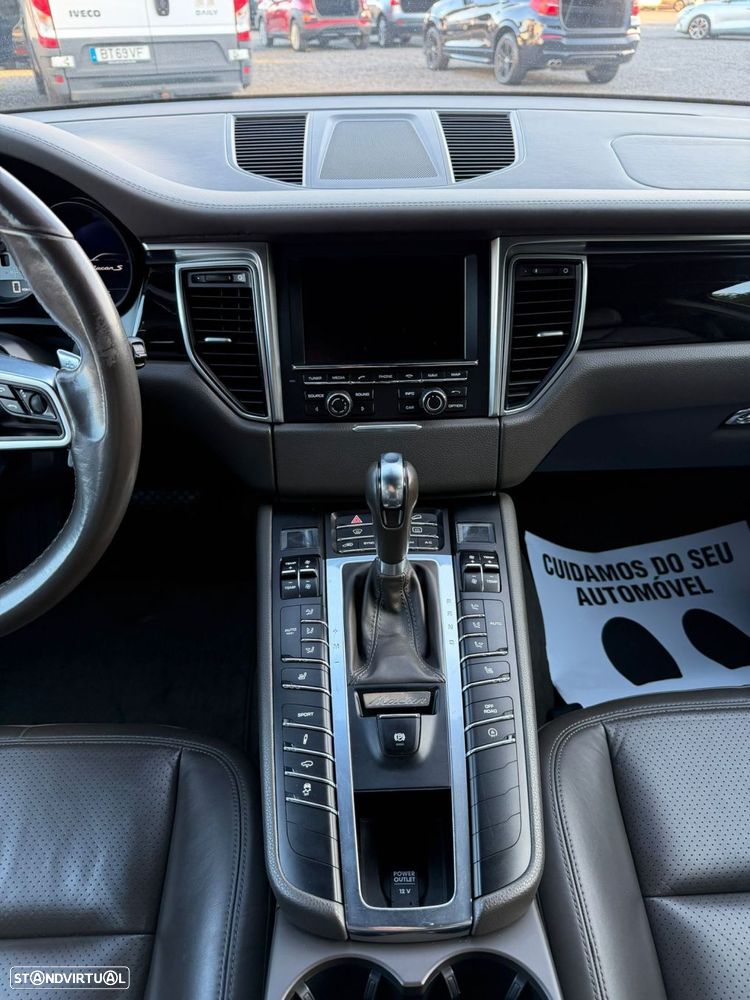 Porsche Macan S - 26
