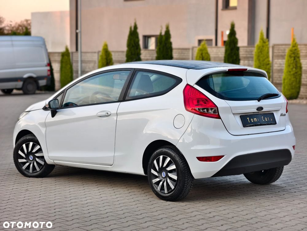 Ford Fiesta 1.25 Viva - 27