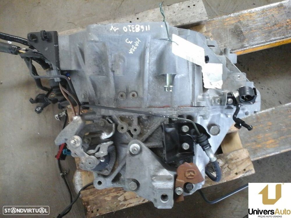 CAIXA VELOCIDADES MAZDA 3 SEDAN 2007 - - 4